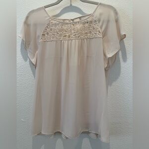 Anthropologie Maeve Beige Top blouse flowy Size 8